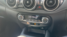 Nissan Juke 1.0 DiG-T 114 N-Connecta 5dr Petrol Hatchback